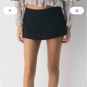 NWT Aritzia Wilfred Jewel Black Crepette Micro Skort
